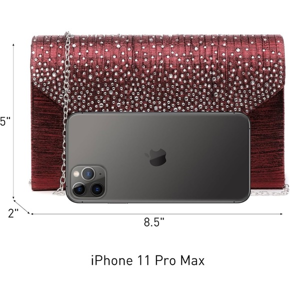 Glamorous Red/Burgundy Rhinestone Clutch Wristlet - Picture 4 of 6